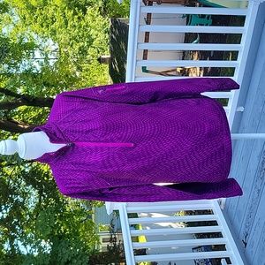 Black Friday Sale: Tek Gear Workout Top with Thumb holes,  XL,